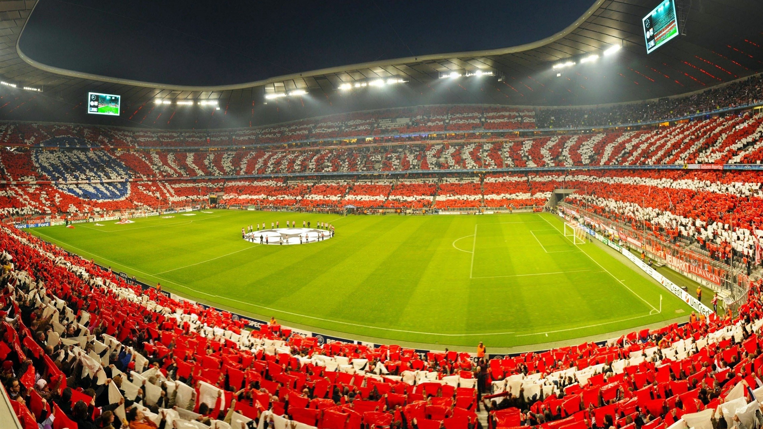 托桑·埃夫布奥姆万在NBA夏季联赛中表现出色,埃托奥和布冯相视一笑